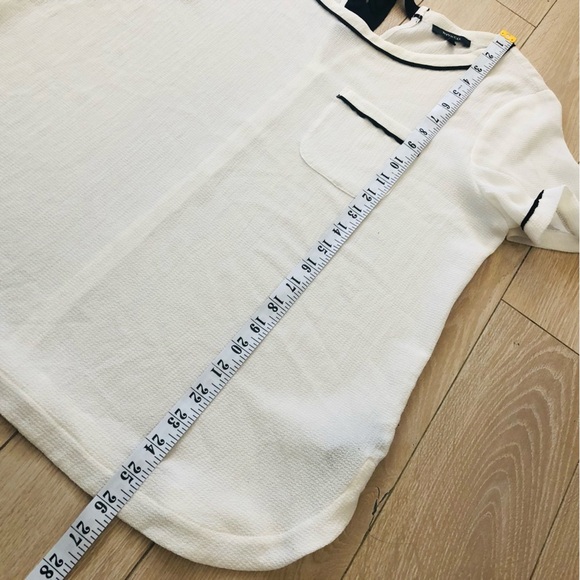 RW&CO. Pocket Short Sleeve Blouse in White & Black Size L - Picture 8 of 10